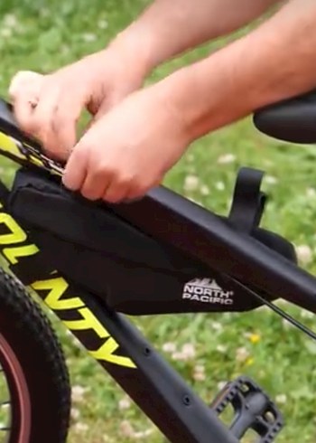 Decathlon North Pacific Siyah Bisiklet Çantası