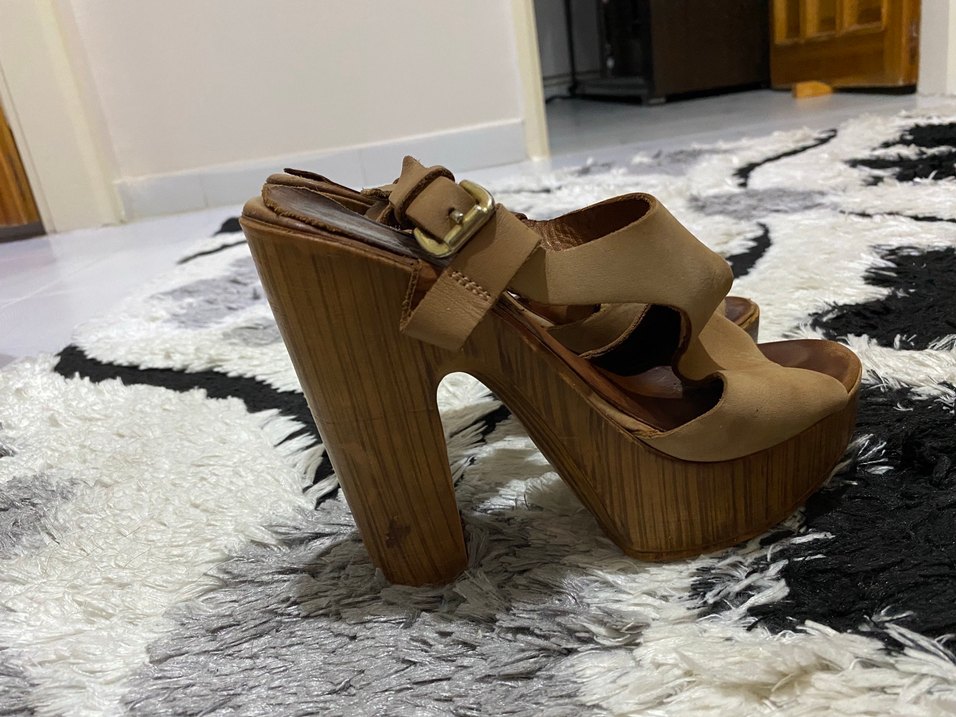 Bej  Ahşap Platform Topuklu Kadın Sandalet - Görsel 2
