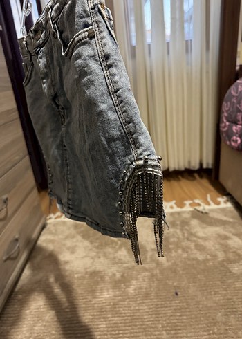 Püsküllü Gri Mini Denim Etek - Görsel 3