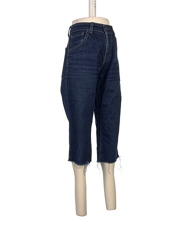 Levis Levis Bermuda / Kapri %70 İndirimli.