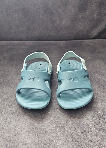Decathlon Nabaiji Bebek Sandalet 19~20 Numara 
