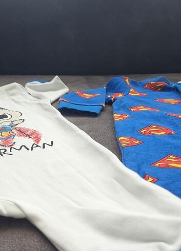 Yenidoğan Beden çeşitli Renk H&M 1~2 Ay Bebek Superman 2'li Tulum Set