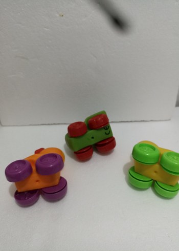 renkli sevimli  oyuncak  taşıtlar - Görsel 3