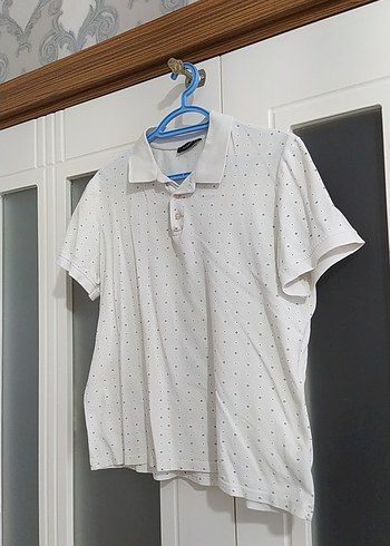 Siyah Noktalı Beyaz Pamuklu Polo Tişört - Görsel 4