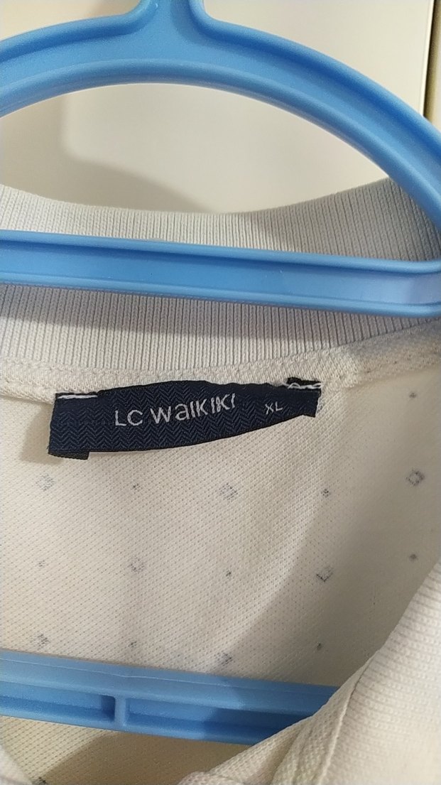 Siyah Noktalı Beyaz Pamuklu Polo Tişört - Görsel 3