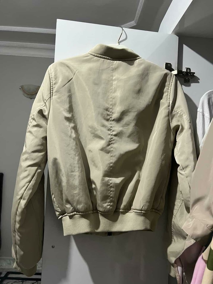 Bej Fermuarlı Kadın Bomber Ceket - Görsel 2