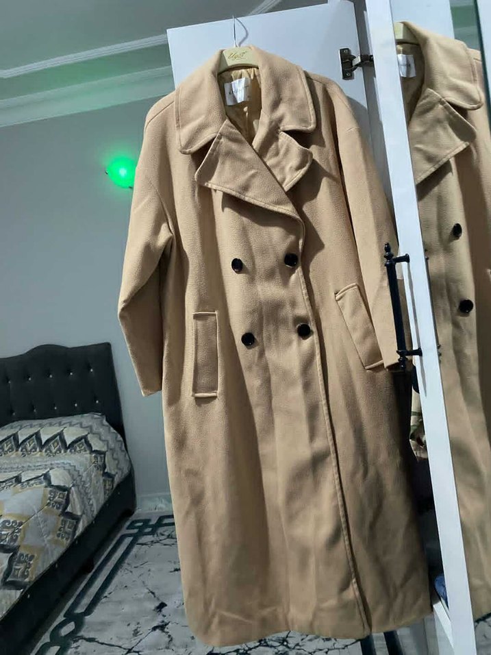 Düğmeli Bej Kadın Uzun Kaban - Görsel 2