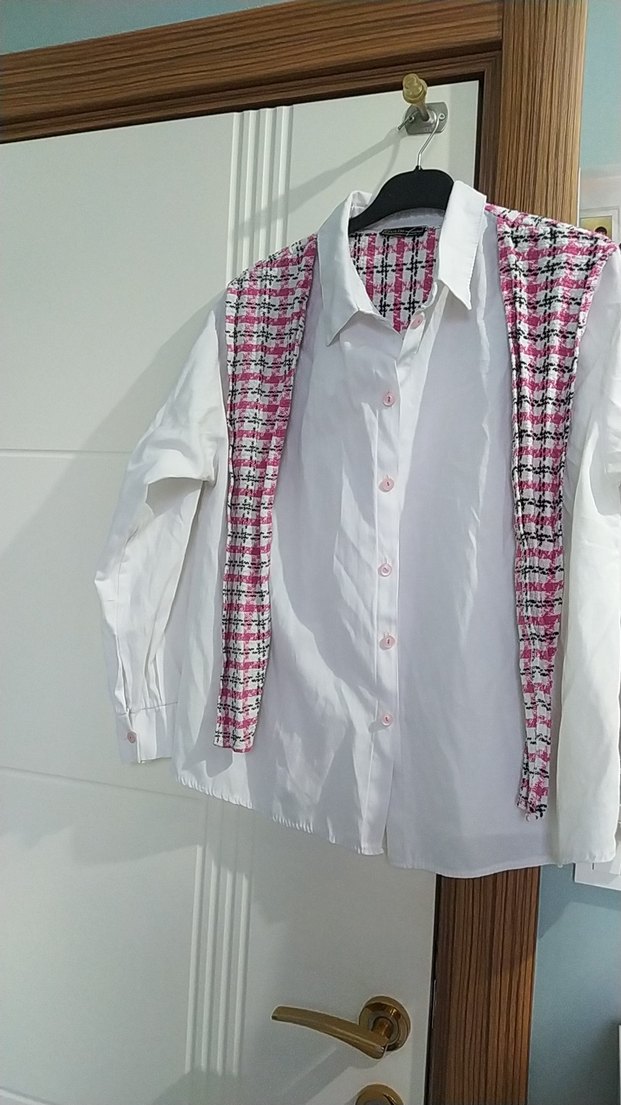 Düğmeli Beyaz Kadın Gömlek - Görsel 2