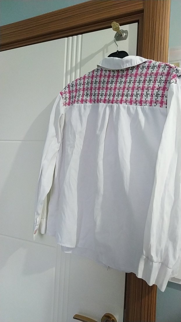 Düğmeli Beyaz Kadın Gömlek - Görsel 4