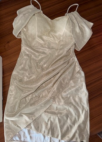 Gece elbisesi - Görsel 2