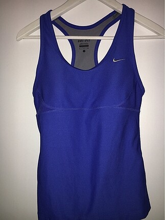 Nike spor
