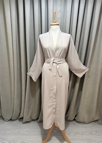 universal Beden Bej Uzun Kollu Kadın Kimono