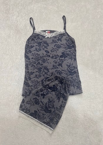 m Beden gri Renk Kadın Gri Mini Desenli İnce Askılı Pijama