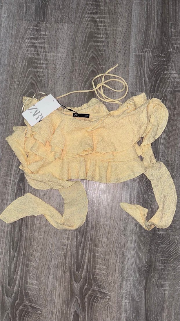 Sarı Keten Mini Fırfırlı Crop Top - Görsel 2