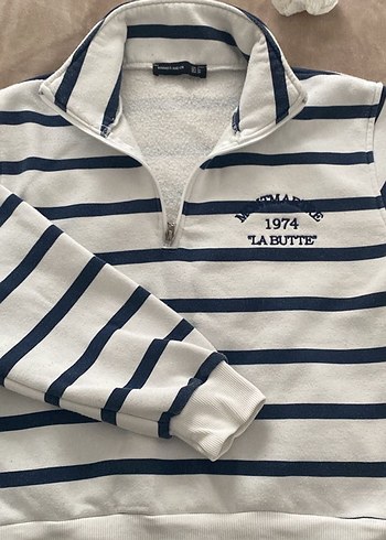 Beyaz Mavi Çizgili Yarım Fermuarlı Kadın Kazak - Görsel 2