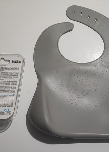 Bebek Mama Önlüğü ve emzik - Görsel 2