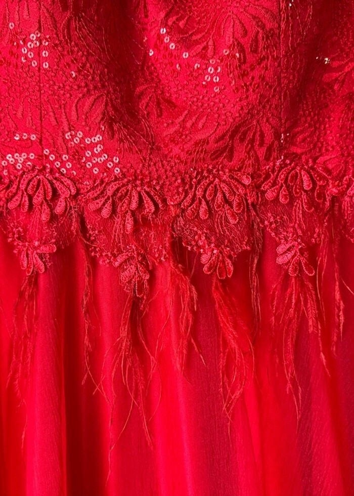 Kırmızı abiye - Görsel 5