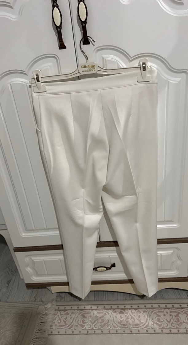 Beyaz Pilili Kadın Kumaş Pantolon - Görsel 5