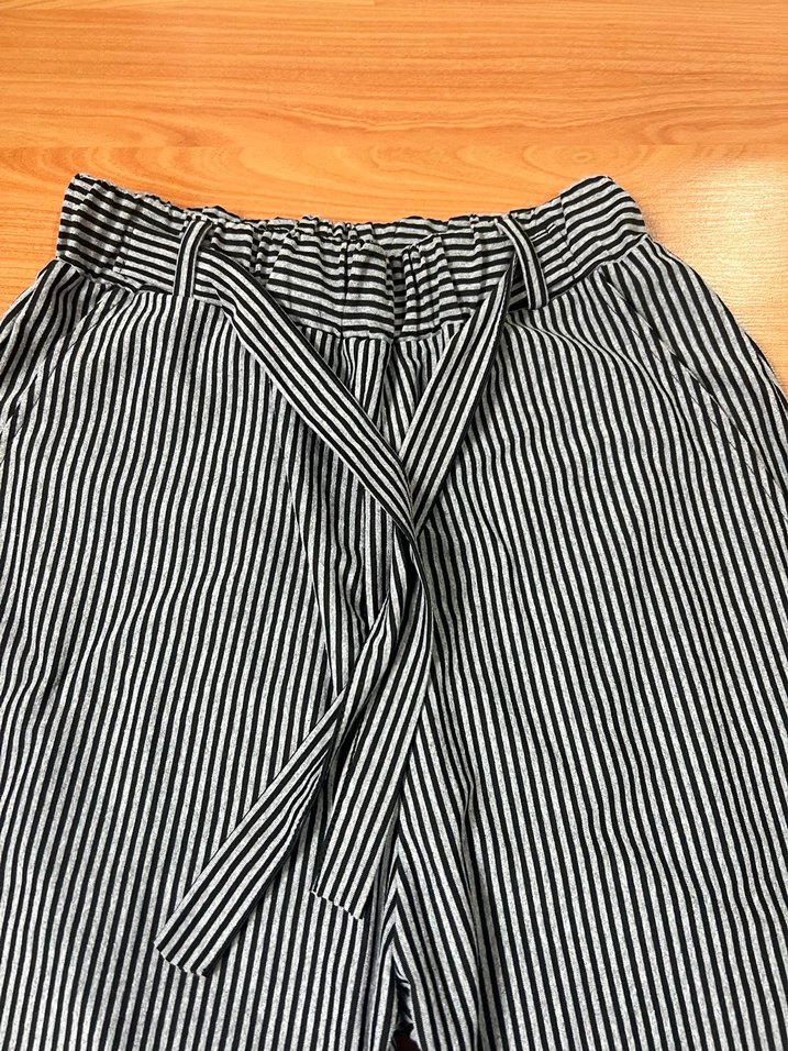 Gri Çizgili Kapri - Görsel 2