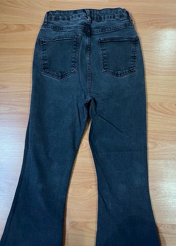 Kadın Füme Renk Kesik Paça Denim Pantolon - Görsel 4