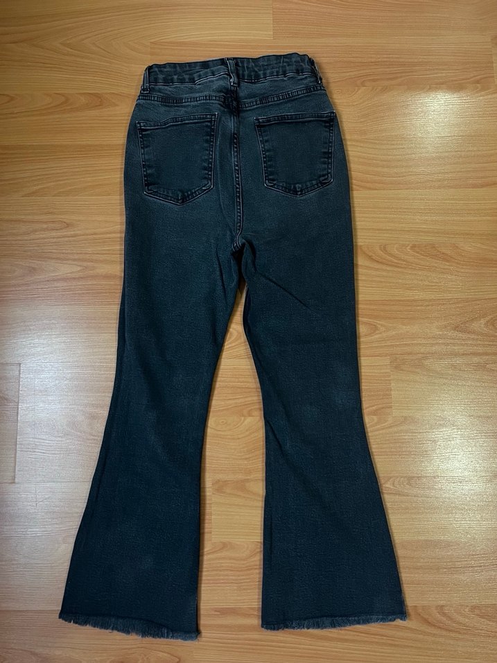 Kadın Füme Renk Kesik Paça Denim Pantolon - Görsel 5