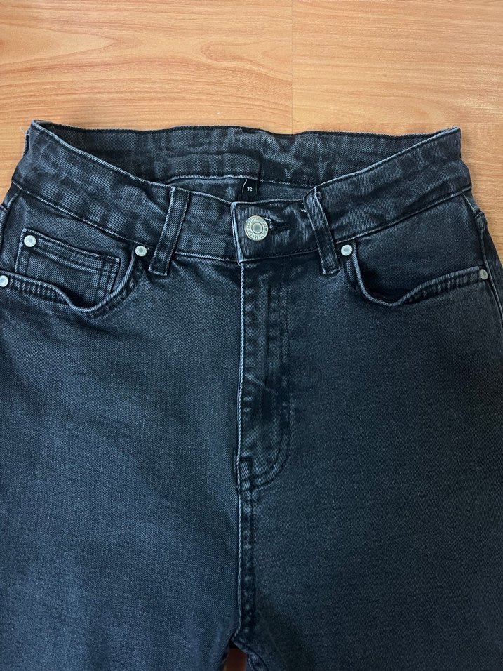 Kadın Füme Renk Kesik Paça Denim Pantolon - Görsel 3