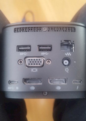 Hp 230w şarj adaptörü ve dock station. - Görsel 6