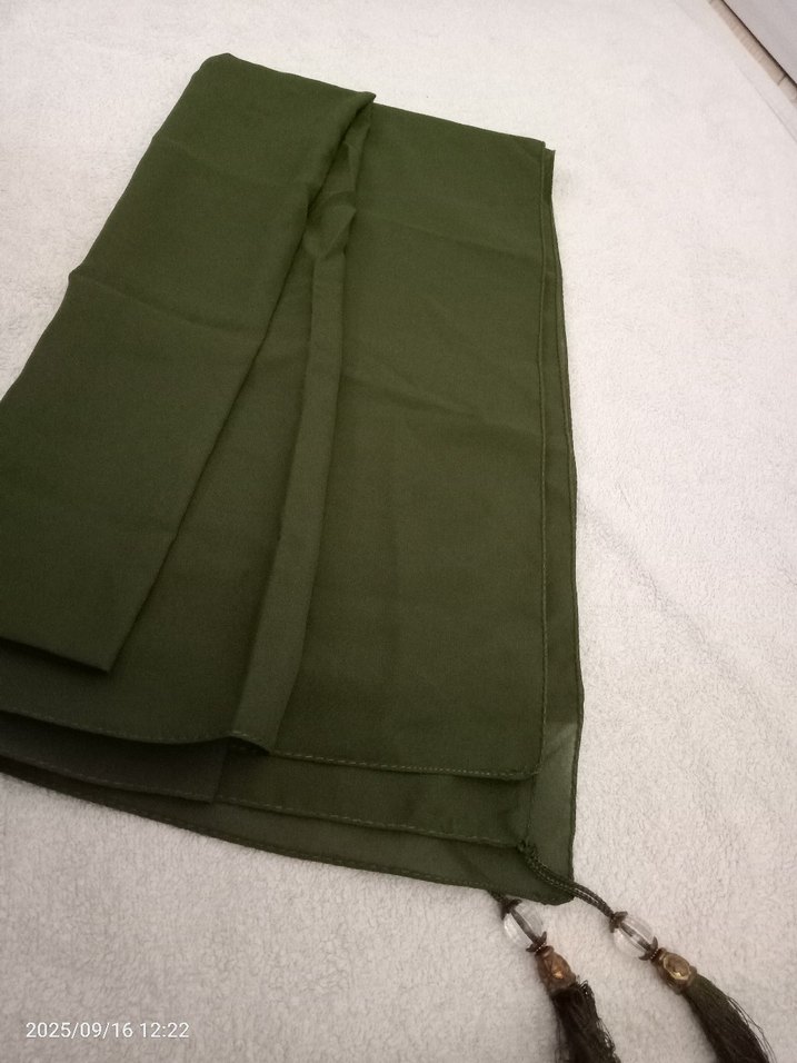 Püsküllü Haki Kadın Şal - Görsel 2