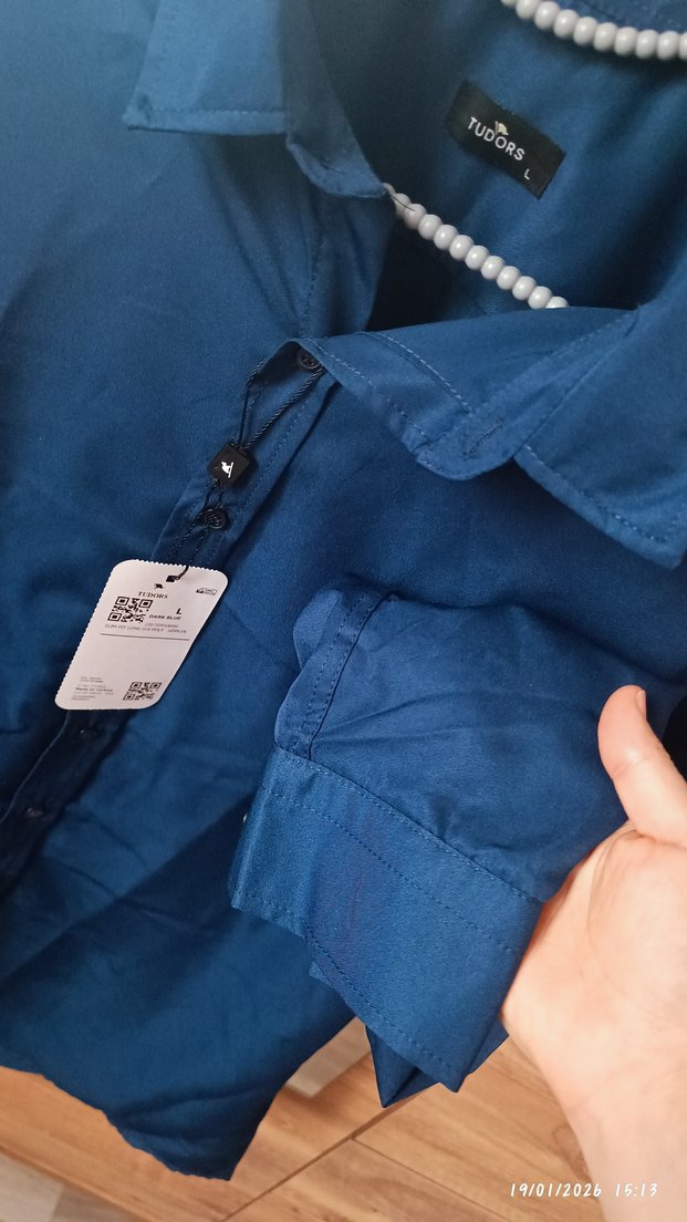 Mavi İpek Görünümlü Uzun Kollu Erkek Gömlek - Görsel 4