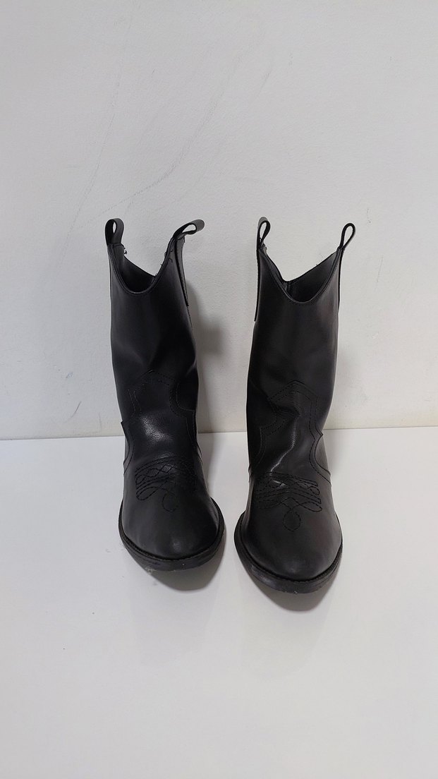 Siyah kovboy Kadın Bot - Görsel 2