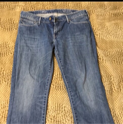 32 Beden Levis Kot