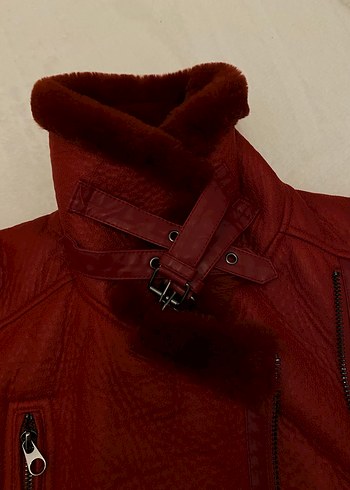 Kadın Bershka Kırmızı Deri Kürklü Biker Ceket - Görsel 4