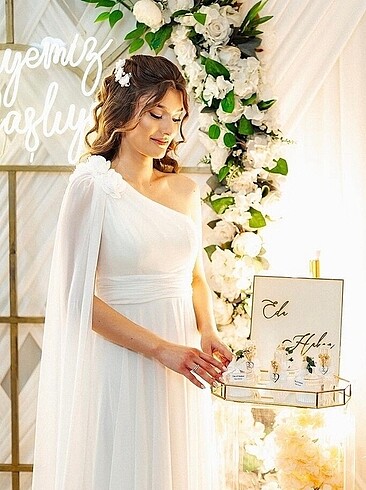 Söz-nikah elbisesi