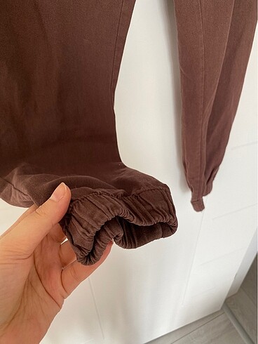 Rahat kesim pantolon - Görsel 3