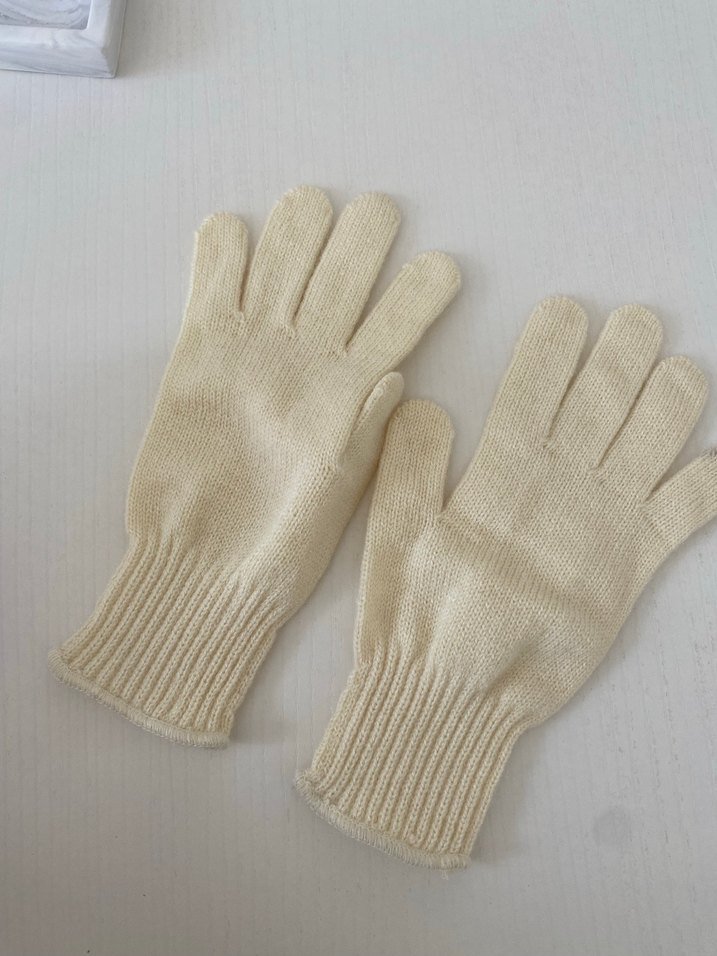 Beyaz Erkek Çocuk Örgü Yün Eldiven - Görsel 3