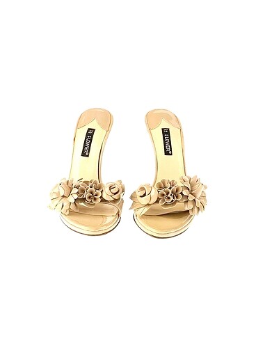 35 Beden Flower Terlik %70 İndirimli.