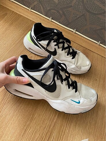 38 Beden beyaz Renk Nike air max fusion