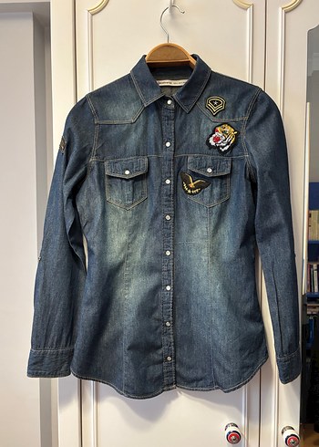Nakışlı Mavi Denim Kadın Gömlek