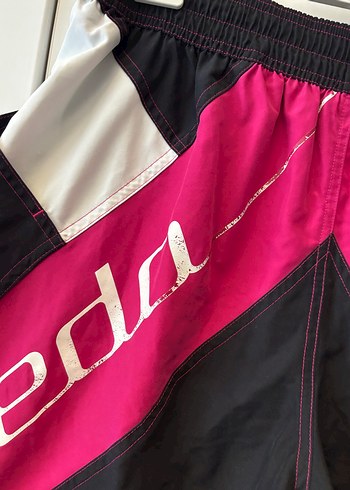 Erkek Siyah-Pembe Midi Yüzme Şortu - Görsel 3