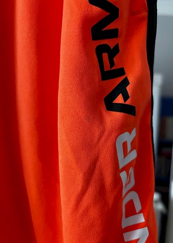 Turuncu Rahat Kesim Erkek Spor Şortu - Görsel 3