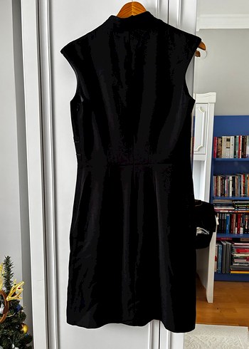 Siyah V Yaka Drapeli Midi Elbise - Görsel 2