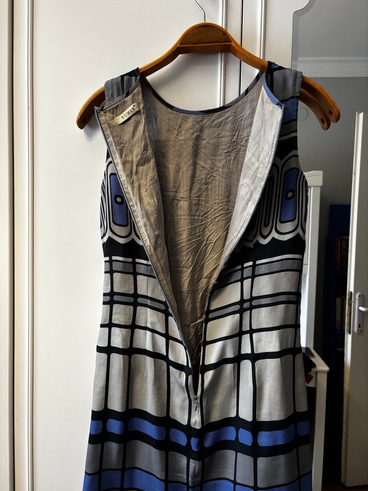 Mavi Gri Desenli Midi Elbise - Görsel 3