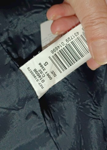 Düğmeli Siyah Midi Kaban - Görsel 10