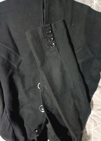 Düğmeli Siyah Midi Kaban - Görsel 16