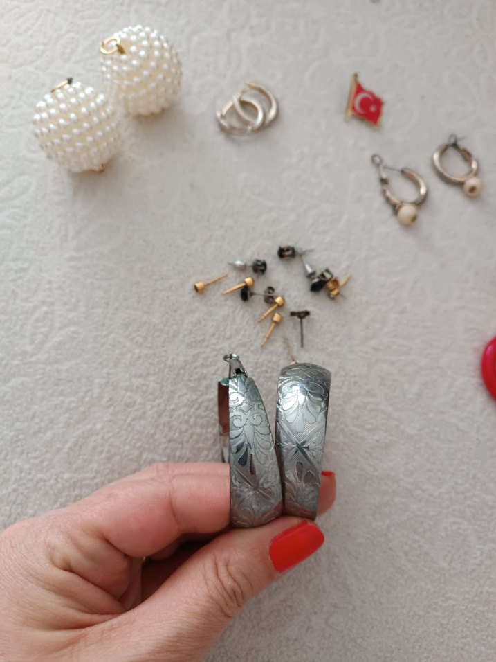 Kırmızı Mini Boncuklu Bohem Küpeler - Görsel 2