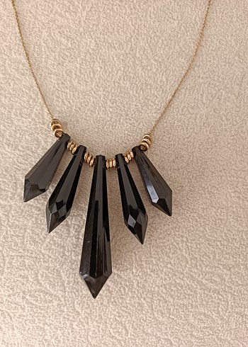 Siyah Boncuklu Gotik Midi Kolye - Görsel 3