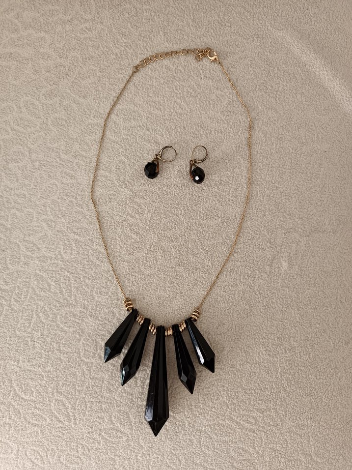 Siyah Boncuklu Gotik Midi Kolye - Görsel 2