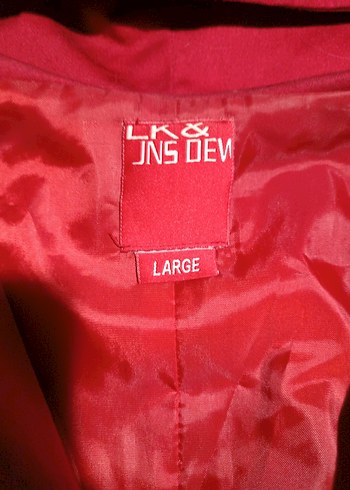 Kırmızı Kapüşonlu Düğmeli Kadın Ceket - Görsel 4