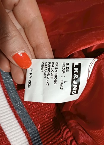 Kırmızı Kapüşonlu Düğmeli Kadın Ceket - Görsel 12