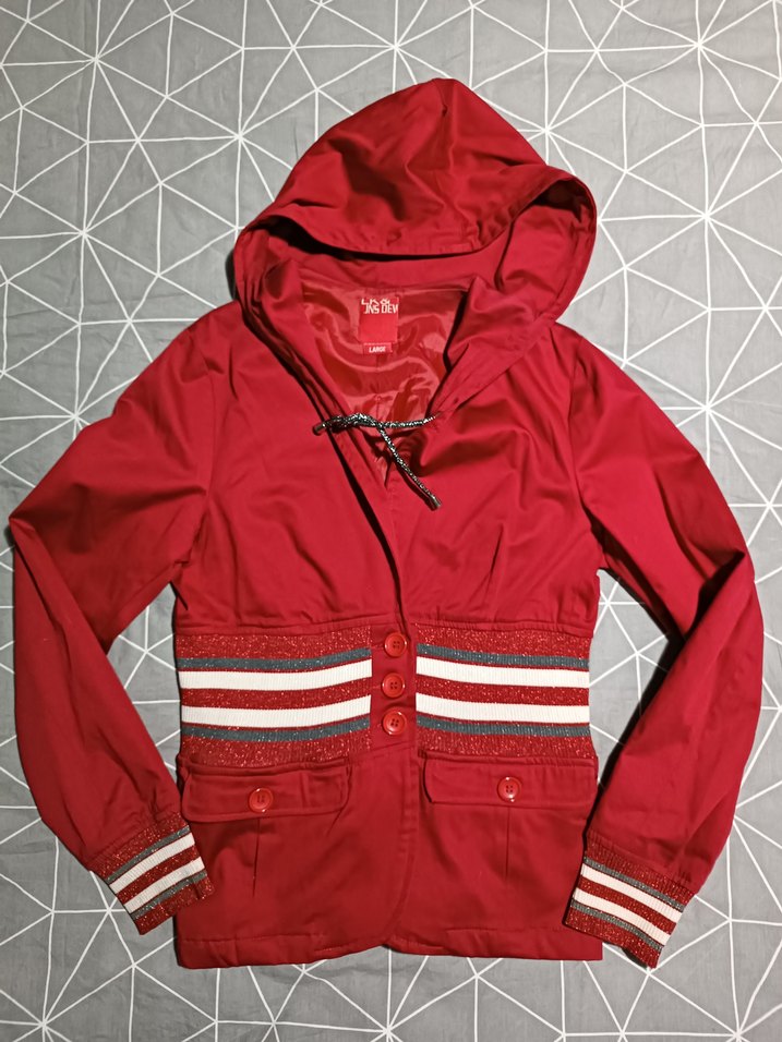 Kırmızı Kapüşonlu Düğmeli Kadın Ceket - Görsel 2